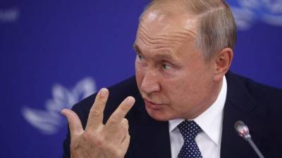 Публичное изнасилование конституции, – российский политик о подлом плане Путина