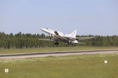 Практические пуски крылатых ракет выполнили экипажи дальней авиации России