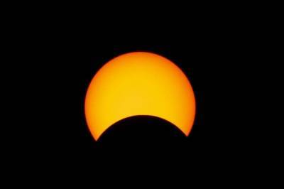 Корпорация «Роскосмос» опубликовала фото солнечного затмения
