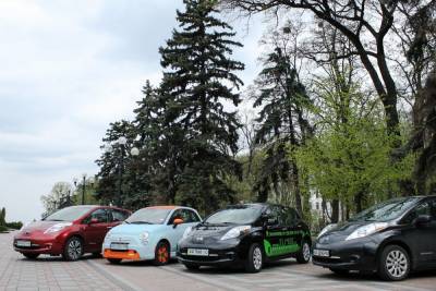 IRS Group: В мае украинцы купили 910 электромобилей и 1200 гибридов, при этом суммарный автопарк гибридов впервые превысил сегмент электромобилей [инфографика]