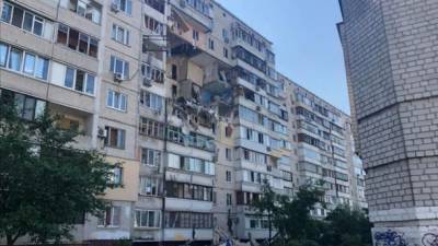 Появилось видео взрыва в многоэтажке на Позняках