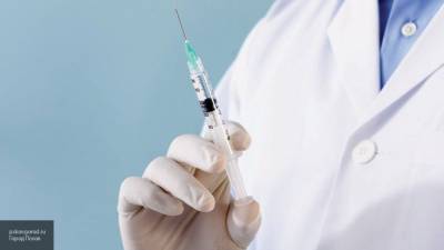 Медики призвали вакцинироваться от гриппа во время пандемии COVID-19