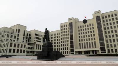 Совмин одобрил проекты договоров о предоставлении белорусских товаров в лизинг в России и Украине