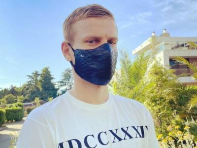 Кокорин купил себе маску из крокодиловой кожи, которая стоит около 30 тысяч рублей