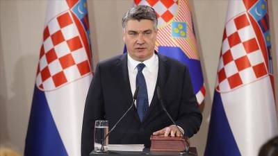 Президент Хорватии нашел вескую причину не лететь на парад к Путину