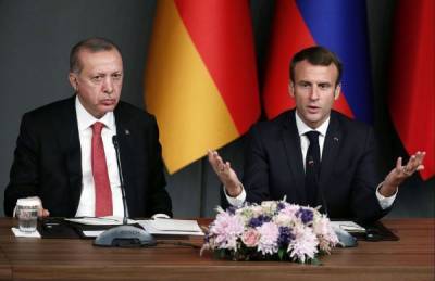 Макрон: Франция не потерпит опасной игры, которую Турция затеяла в Ливии