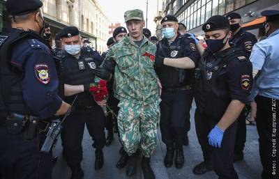В Москве задержали больше 130 сторонников фигурантов дела "Сети"