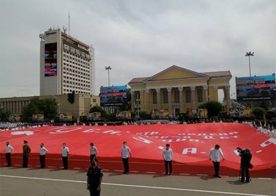 В Ставрополе на военном параде развернут самую большую копию Знамени Победы