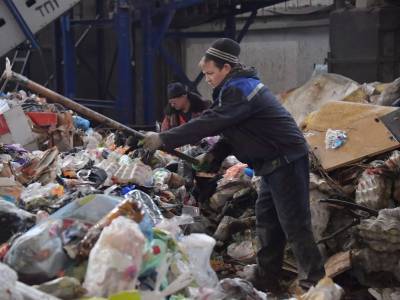 Из-за пандемии в Москве увеличился объем неперерабатываемого мусора