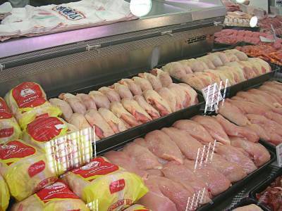Российские окорочка цыплят почти всех производителей оказались опасны для здоровья