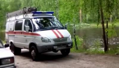 Спасатели ищут детей на месте обрушения дома в Петербурге