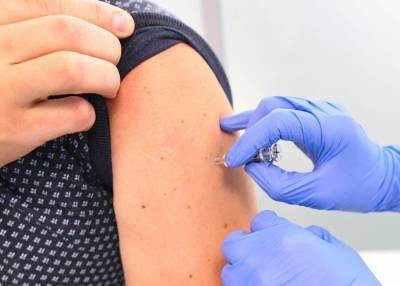 В Сеченовском университете рассказали об испытаниях вакцины от COVID-19 на людях