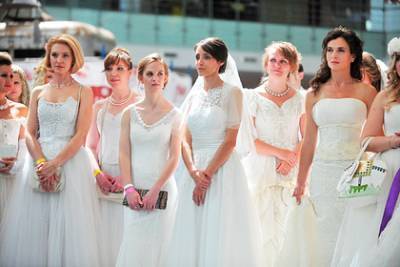 Россиянам спрогнозировали «свадебный бум» летом
