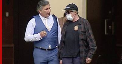 Адвокат Ефремова назвал фатальную ошибку очевидцев ДТП