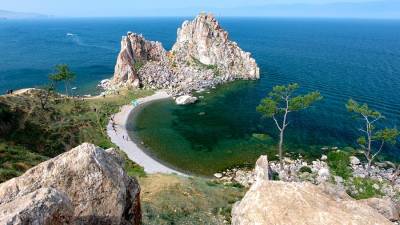 Биолог назвал последствия загрязнения воды в Байкале