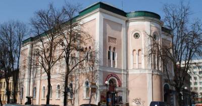 Еврейская община Ивано-Франковска попросила помощи в спасении 120-летней синагоги
