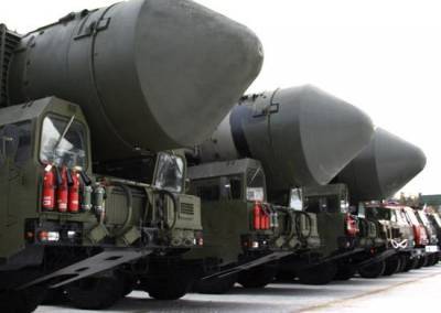 Эксперт: США и НАТО хотят разыграть против РФ гамбит