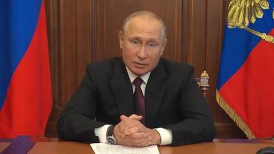 Путин поблагодарил россиян за преодоление опасного периода пандемии