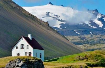 В Исландии за сутки зарегистрировали тысячи землетрясений и готовятся к крупному извержению вулкана