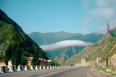 Дорога между Южной Осетией и Россией останется закрытой еще месяц