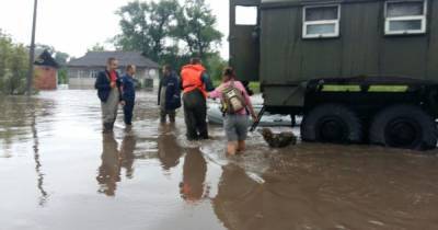 Подтоплены дома, дворы и автодороги: спасатели рассказали, какова сейчас ситуация на Западе (4 фото)