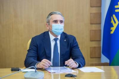 Бывший и нынешний губернаторы Тюменской области обсудили реализацию нацпроекта "Жилье"