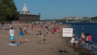 Роспотребнадзор не нашёл в Петербурге пригодных для купания пляжей