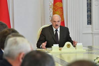 Лукашенко вылетел с рабочим визитом в Россию