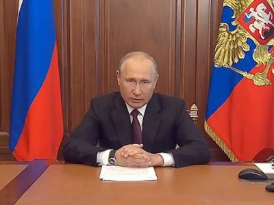 Песков объяснил, почему часы Путина «отстают»