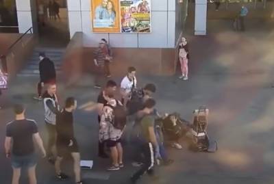 Напавшего на уличных музыкантов у метро «Рыбацкое» посадили под домашний арест