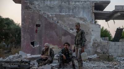 Последствия воздушной атаки в провинции Хама в Сирии попали на видео