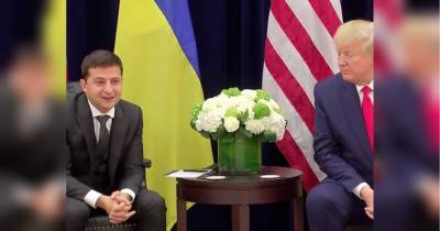 Болтон заявил, что Трамп пытался использовать власти Украины в своих политических целях