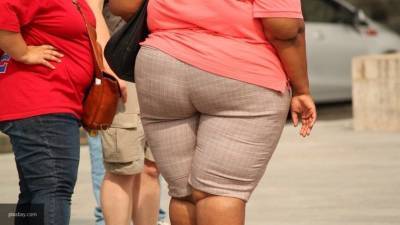 Люди с ожирением чаще страдают от старческого слабоумия