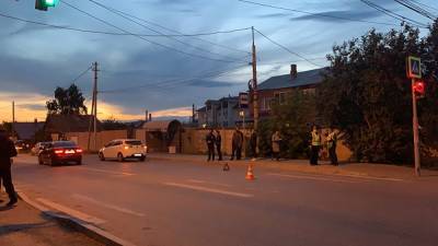 В Екатеринбурге водитель сбил девочку, выбежавшую на дорогу за мячом