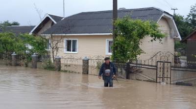 Непогода в Украине: обесточены 120 населенных пунктов