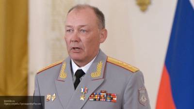 Путин повысил в звании командующего ЮВО Александра Дворникова