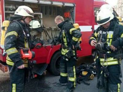 В центре Киева произошел пожар в жилом доме