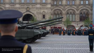 На Красной площади стартовал парад в честь 75-й годовщины Победы в ВОВ