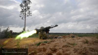 Украинские военные получили новые ракеты к ПТРК Javelin