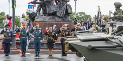 Во Владивостоке завершился парад в честь 75-летия Победы в ВОВ