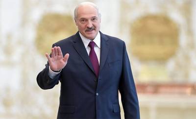 Фотофакт. Лукашенко в белом на белом самолете прилетел в Москву