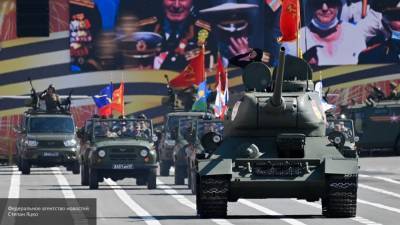 Попова оценила меры безопасности на фоне коронавируса во время парада Победы в Москве
