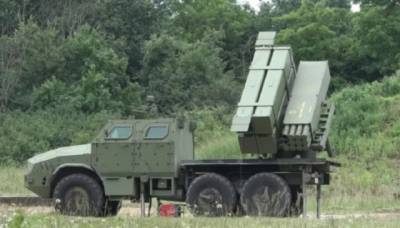 Сербия представила новую отечественную артиллерийскую ракетную систему (ФОТО)