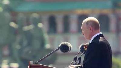 Путин пообщался с Токаевым перед парадом Победы
