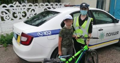 На трассе Киев-Чоп полиция обнаружила 11-летнего мальчика, который путешествовал в соседнюю область
