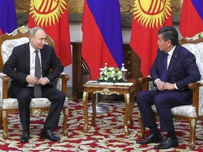 Президент Киргизии ушел на самоизоляцию после парада в Москве