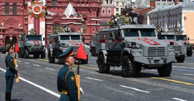 Москва снова встанет в пробках из-за военной техники