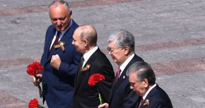 Путин переговорил с Рахмоном, Токаевым и Мирзиёевым после Парада Победы