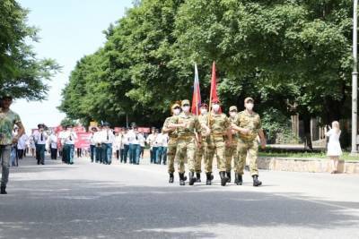 В первом в России марше врачей в Железноводске участвовала Росгвардия