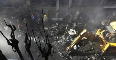 Смертельная авиакатастрофа Airbus 320; в Пакистане назвали предварительные причины трагедии